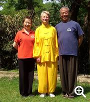 QiGong-Meisterin Du Hong Lena, Stefanie Schmidt, QiGong-Meister Prof. h.c. Sui Qingbo (v.l.n.r)